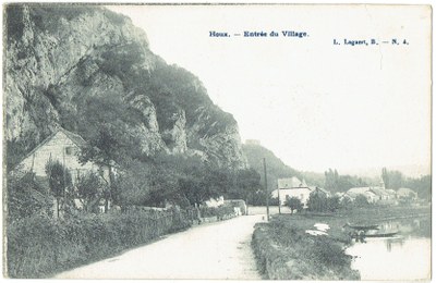Entrée du village de Houx