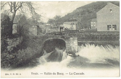 La cascade (rue du maka)