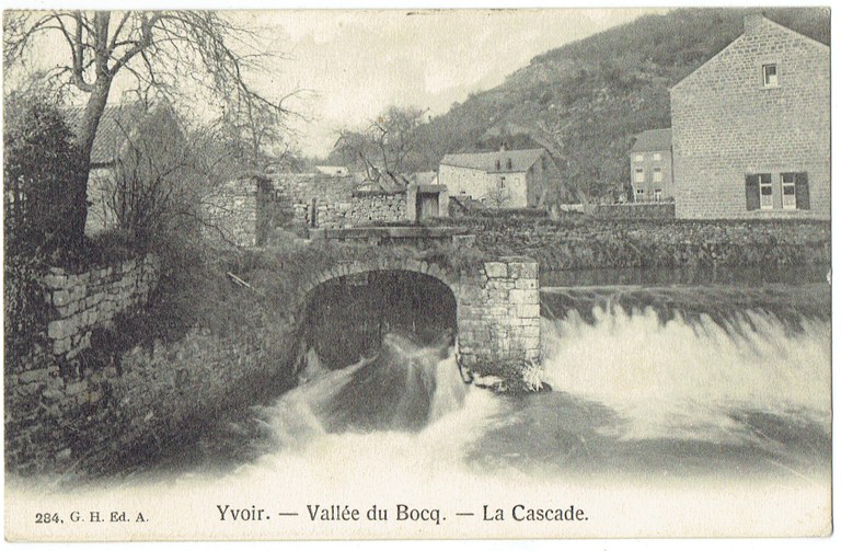 La cascade (rue du maka)