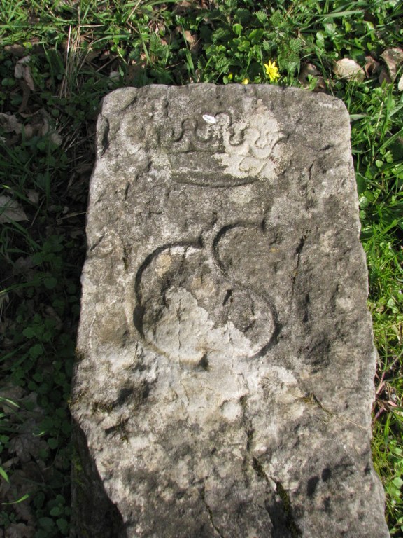 Bornes (2)