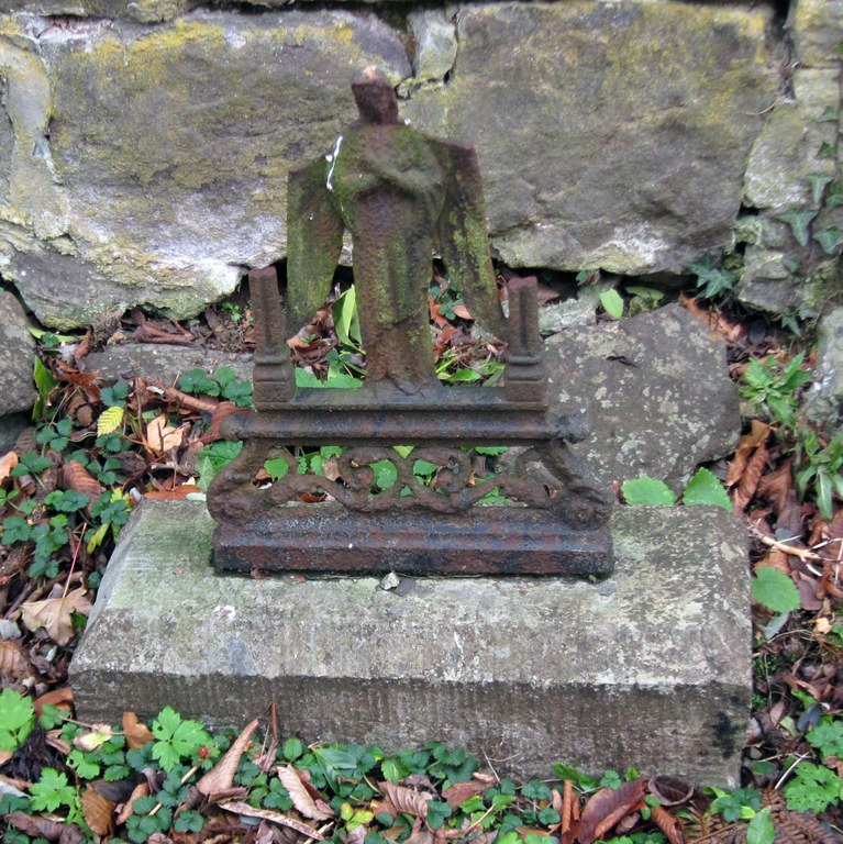 Fragment d’une croix mortuaire