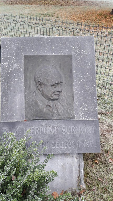 Plaque commémorative d'un personnage illustre