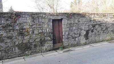 Mur de jardin clos